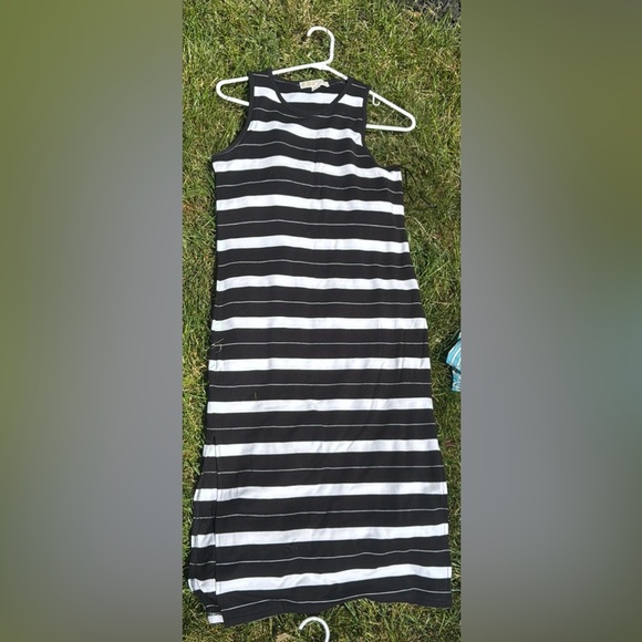 Michael Kors, black/white striped dress, size 6 - Picture 1 of 1